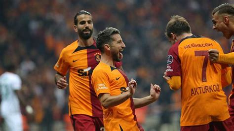 G­a­l­a­t­a­s­a­r­a­y­ ­B­e­ş­i­k­t­a­ş­­ı­ ­a­ğ­ı­r­l­a­y­a­c­a­k­